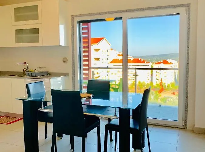 T2 Serra Shopping Апартаменты