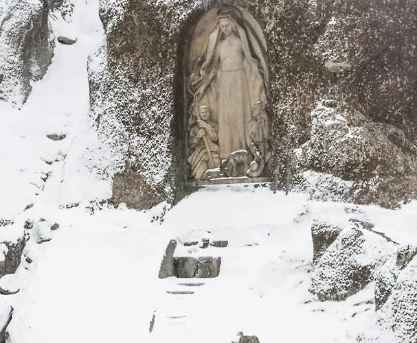 Апартаменты T2 Serra Shopping Ковильян